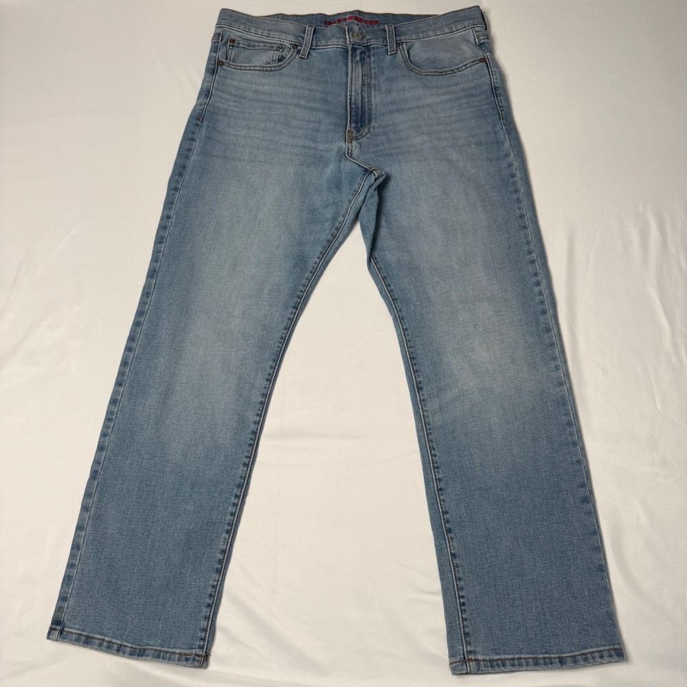 Lucky Brand Men's 36x30 Athletic Straight Light Wash Stretch Jeans Casual